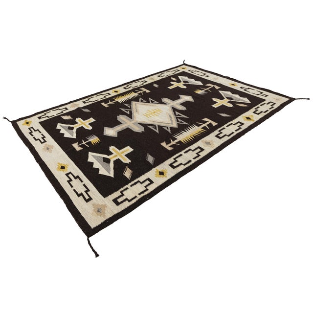 Modern Navajo Style Hand-Woven Wool Rug With Geometric Diamond Motif For Sale - Image 10 of 11