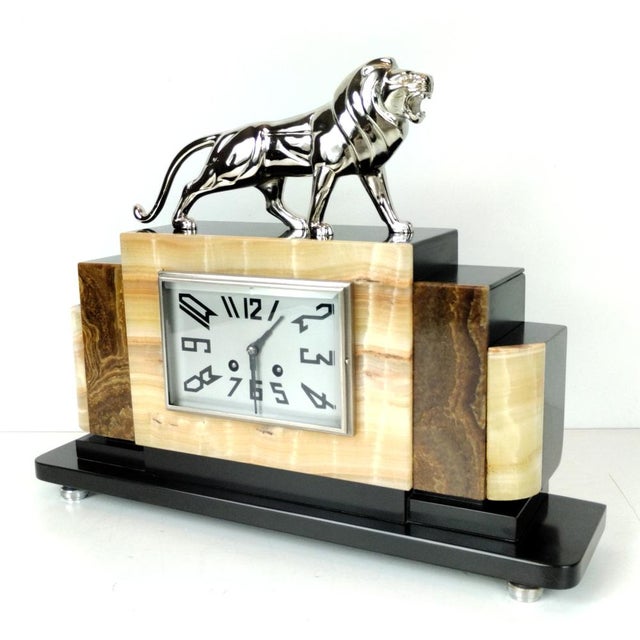 Black French Art Deco Mantel Clock with Chrome-Plated Bronze Lion, 1930s For Sale - Image 8 of 18