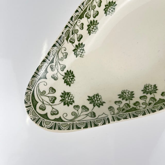 Green Vintage Clover Model Dish by Ravier Badonviller, 1920s For Sale - Image 8 of 10
