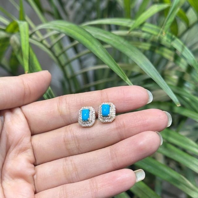 14k Yellow Gold 1.34ct Turquoise Cabochon Diamond Double Halo Stud Earrings- A Pair For Sale In New York - Image 6 of 15
