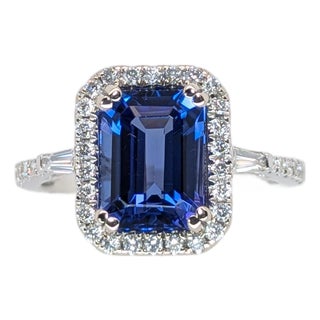 2.6ct Statement Tanzanite Ring With Natural Diamond Halo: Solid 14k Gold, Size 6.75 For Sale