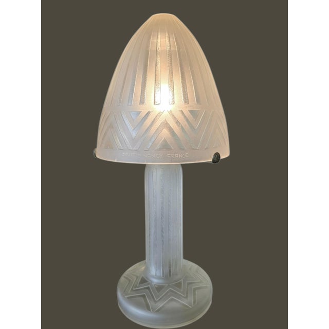 French Art Deco Mushroom Lamp in Frosted Glass from Daum, 1930 For Sale - Image 14 of 14