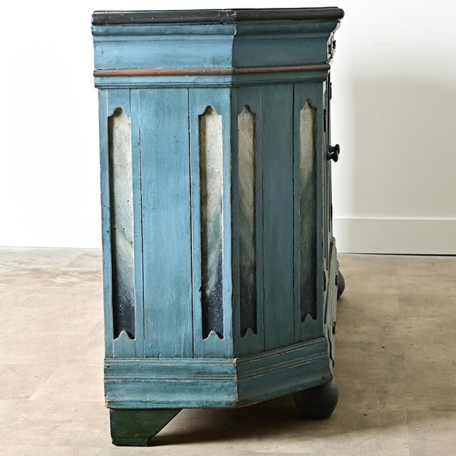 Italian 18th Century Painted Buffet For Sale - Image 11 of 12