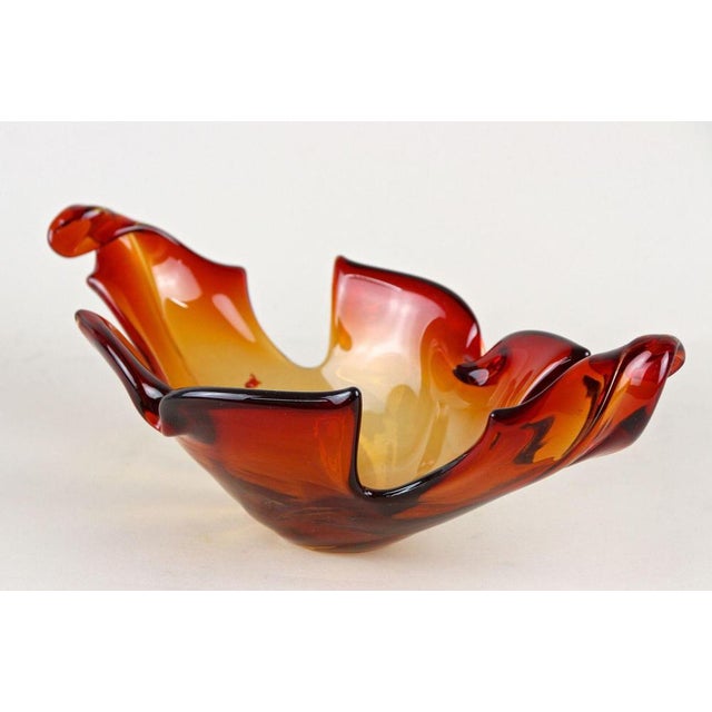 Mid-Century Murano Glass Bowl in Amber, Orange, and Red Tones, Italy, 1960s For Sale - Image 11 of 18