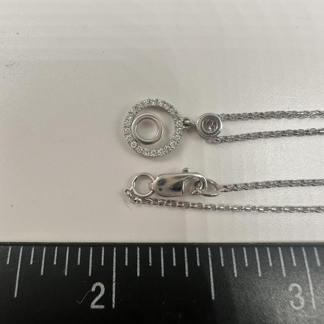 Early 21st Century Diamond Circle Pendant Necklace in 14kt White Gold – 0.09ctw, 15.75in, Pre-Loved For Sale - Image 5 of 5