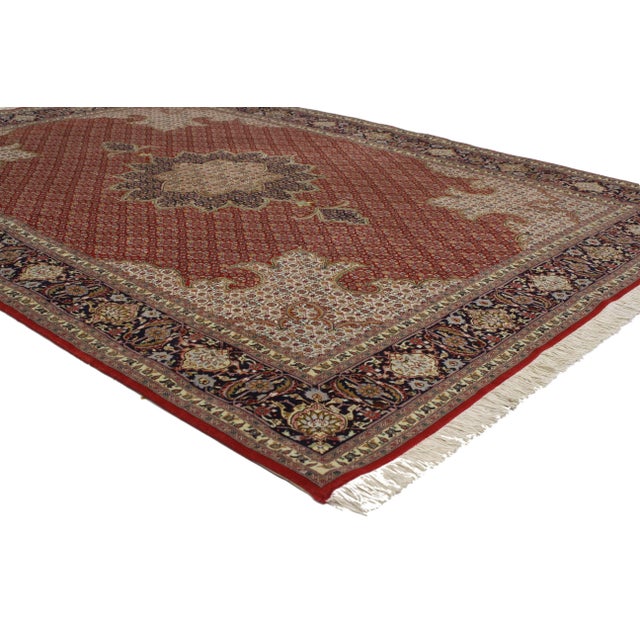 5 x 7 Vintage Persian Tabriz Rug 77001This hand-knotted wool vintage Persian Tabriz rug with the Mahi design and...