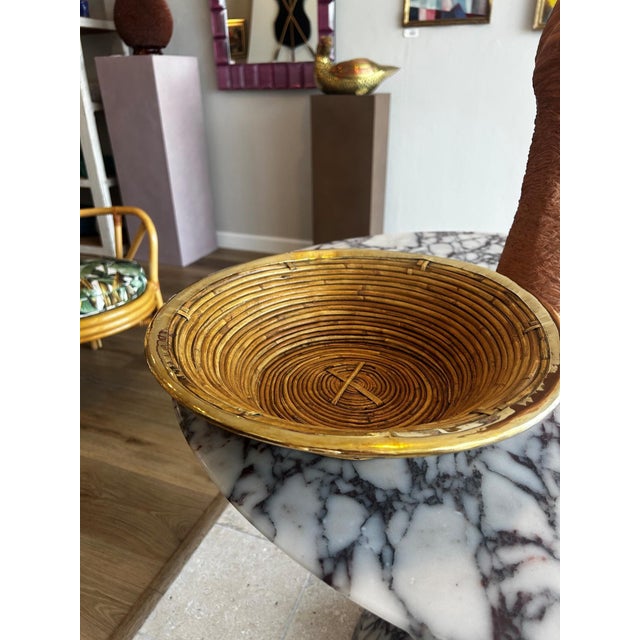 Hollywood Regency Italian Pencil Reed Rattan Bowl With Brass Trim, 14.75 In For Sale - Image 3 of 5