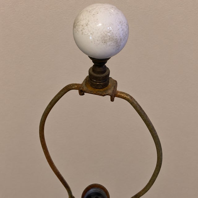 Camel Vintage Mid-Century Murano Style Handblown Amber & White Art Glass Table Lamp With Brass Base For Sale - Image 8 of 13