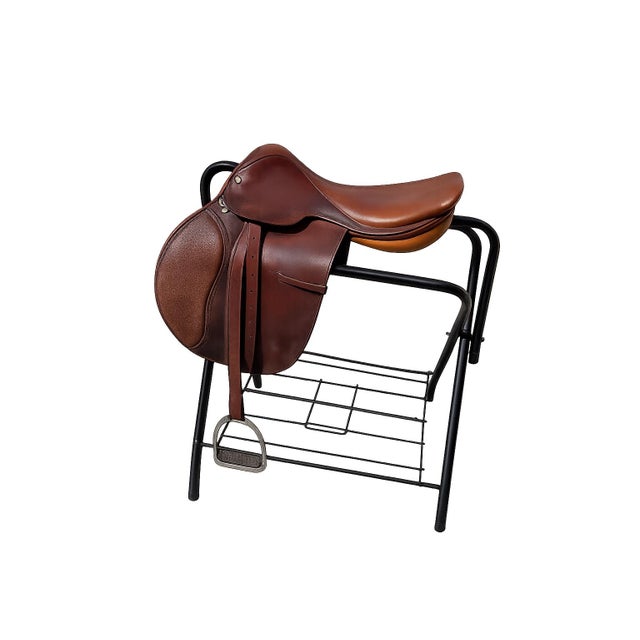 A beautifully crafted vintage Crosby Olympic Works English close-contact saddle, handcrafted in England from premium full-...