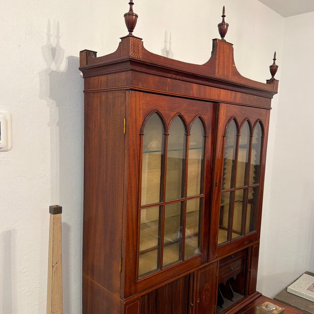 19th Century Massachusetts Federal Hepplewhite Secretary With Bookcase in Mahogany For Sale - Image 9 of 12
