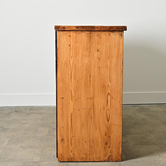 English 19th Century Pine Buffet-Dresser For Sale - Image 9 of 11