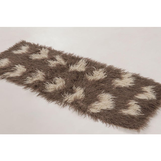 Traditional Vintage Turkish Tulu Shag Runner Pair With Stylized Heart Motifs - Rug & Kilim For Sale - Image 3 of 8