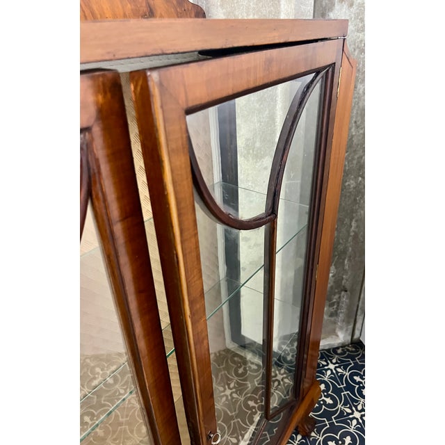 Wood Vintage Art Deco Cocktail Display Cabinet in Walnut and Mahogany, 1930s For Sale - Image 7 of 18