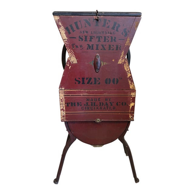 1800's "Hunters" New Lighting Sifter and Mixer Size 00 For Sale