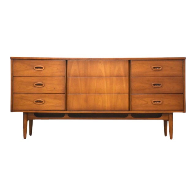 Mid Century Cherry Dresser by Dixie Furniture For Sale