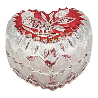 Hofbauer "Byrdes" Ruby Crystal Heart Trinket Box With Lid (Vintage 1970’s-1990’s, Original Foil Label) For Sale
