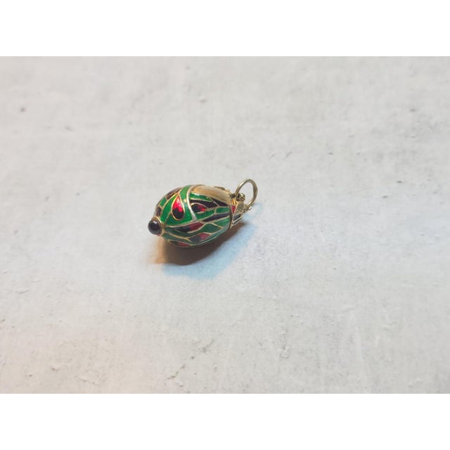 Chinese Vintage Chinese Gilded Silver Enamel Egg Pendant Bird With Garnet For Sale - Image 3 of 8
