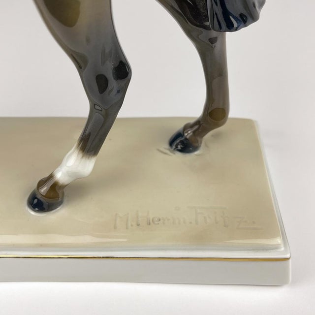 1920s Original Sculpture of Horse and Jockey by Max Hermann Fritz for Fraureuth Kunstabteilung, Germany, 1920s For Sale - Image 5 of 16