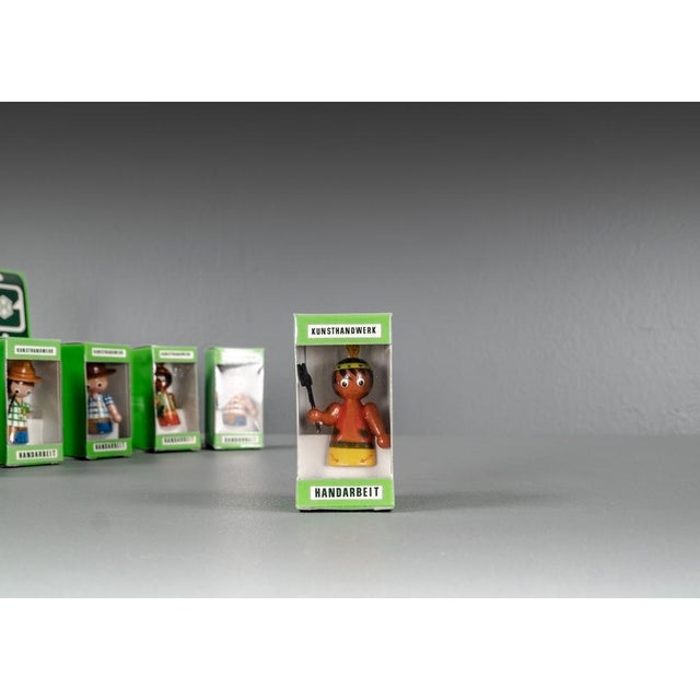 Wood Finger Puppet Place Card Holders, 1960s, Set of 24 For Sale - Image 7 of 14