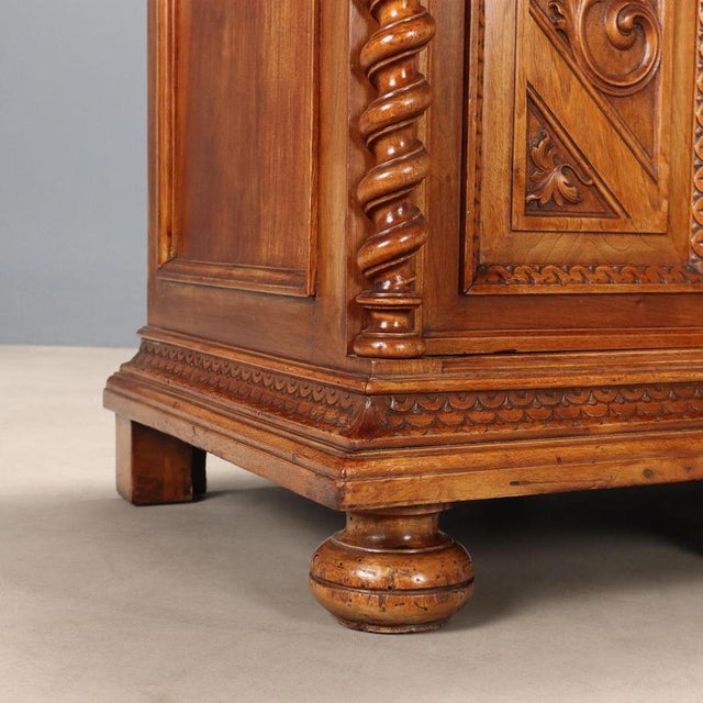 Antique Neo-Baroque Credenza in Walnut For Sale - Image 9 of 12