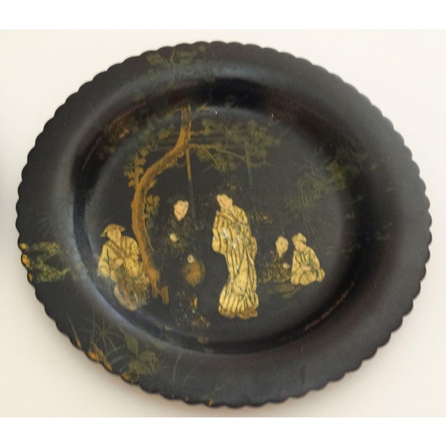 Paper 19th-Century English Chinoiserie Papier Mache Trays, a Pair For Sale - Image 7 of 10