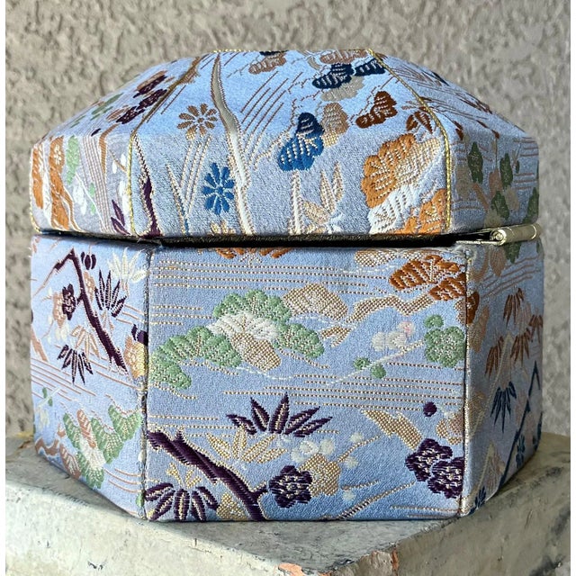 1950s Circa 1950 Japanese Nishijin Ori (Silk Brocade) Hexagonal Trinket Box With Brass Latch For Sale - Image 5 of 12