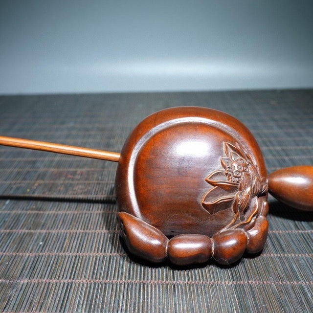 Mid 20th Century Vintage Chinese Boxwood "Lotus" Wooden Fish (Muyu) With Mallet - 115g For Sale - Image 5 of 9