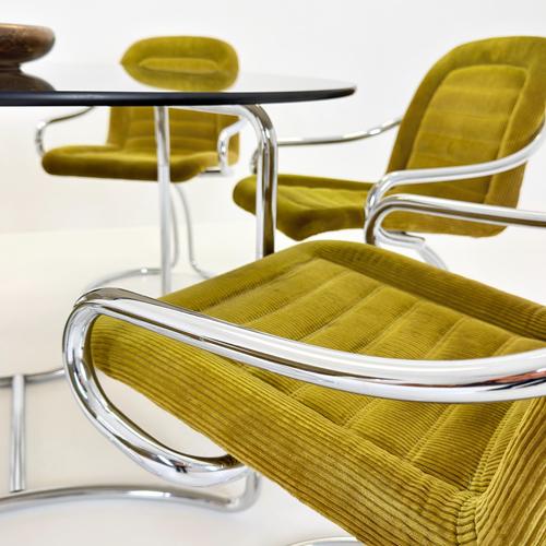 Mid-Century Modern Italian Round Smoked Glass Table and Cantilever Chairs by Gastone Rinaldi, 1970s, Set of 7 For Sale - Image 15 of 18