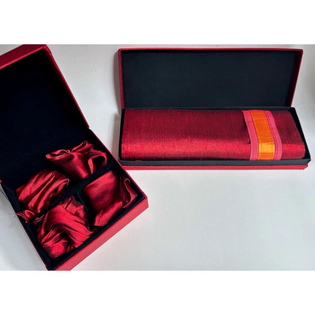Indian Late 20th C. Boxed Set of 4 Walai Crimson & Orange Stripe Silk Placemats & Napkins For Sale - Image 3 of 18