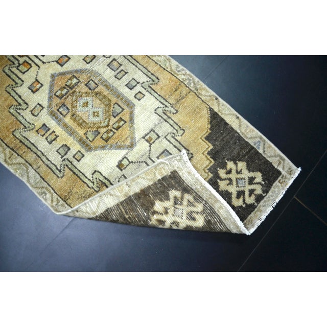 1960s Vintage Turkish Anatolian Rug For Sale - Image 5 of 6