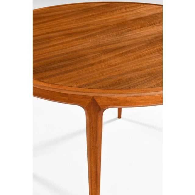 Rare dining table model Diamant designed by Bertil Fridhagen. Produced by Bodafors in Sweden. Measures: width: 115 ( 225 )...