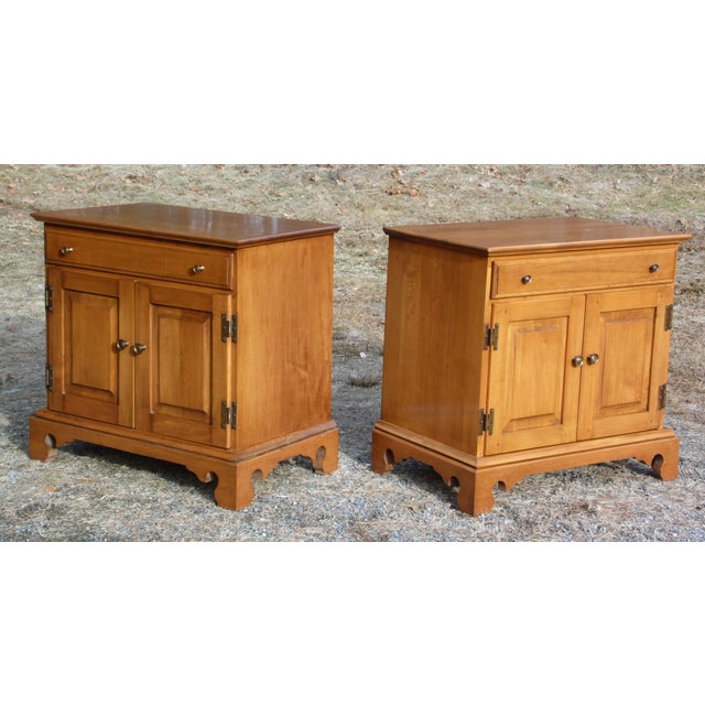 Pair Beal's Solid Rock Maple Nightstands Bedside End Tables