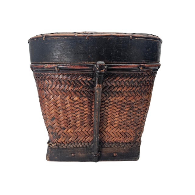 Large Philippine Bontoc Rattan and Bamboo 'Tayaan' Storage Basket 1950's 21.5" For Sale - Image 4 of 13