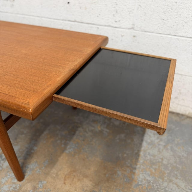 Brown Danish Modern Teak Coffee Table With Pull-Out Extension Johannes Andersen, Attributed Circa 1960s For Sale - Image 8 of 9