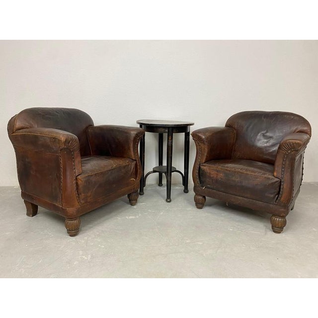 Secession Thonet coffee table in original vintage condition with signs of use. This piece is attributed to the mentioned...