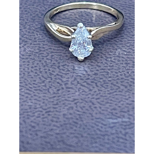 0.72 Carat Diamond Solitaire Pear Shape VS/E Engagement Ring 14 Kt Yellow Gold For Sale - Image 18 of 18