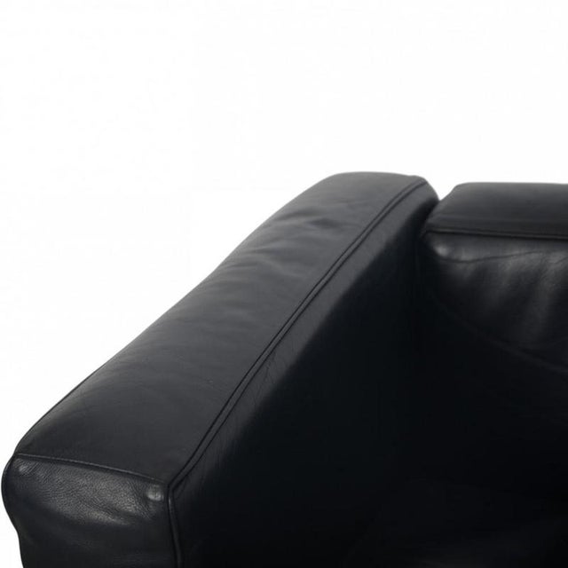 LC2/1 Chair in Black Pelle Leather by Le Corbusier, 2000s For Sale - Image 3 of 17