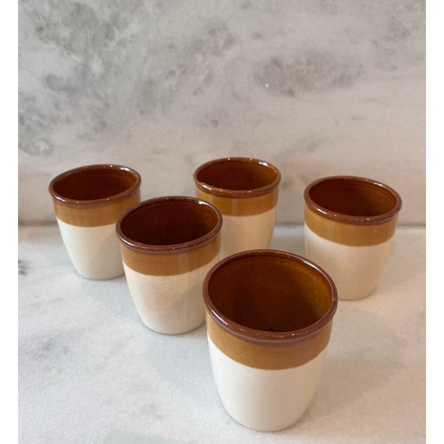 American Set of 5 Vintage Brown Band Crock Cups For Sale - Image 3 of 8