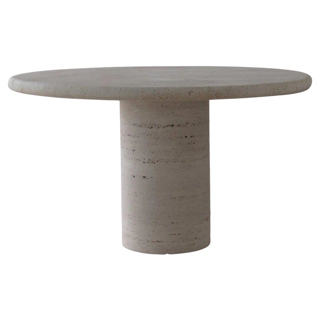 Small Table in Ronde Travertine For Sale