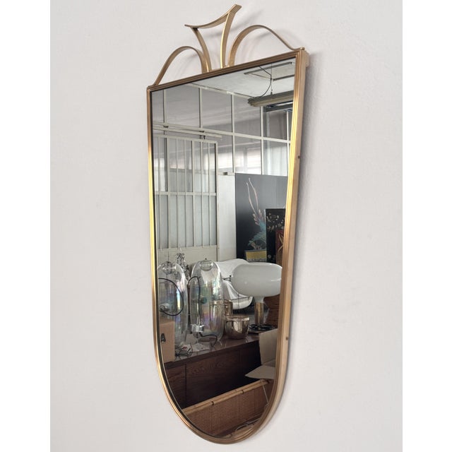 Mid-Century Italian Wall Mirror with Brass Frame and Decor, 1970s For Sale - Image 4 of 17
