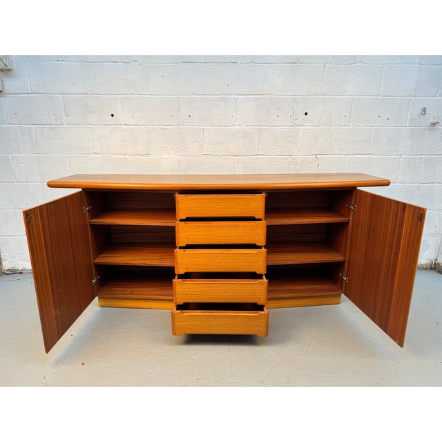 Mid 20th Century Teak Credenza by Skovby of Denmark For Sale - Image 9 of 16