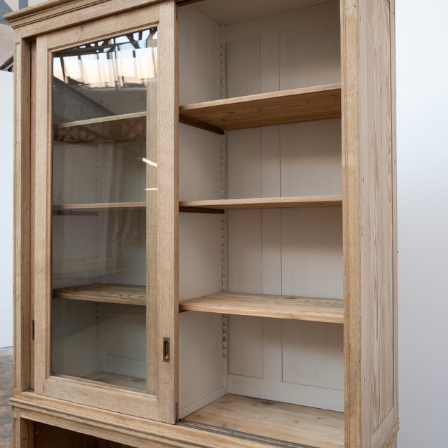 Early 20th Century Oak Bookcase with Sliding Doors For Sale - Image 9 of 14
