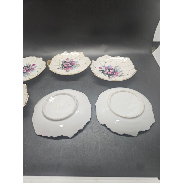 Mid-Century Modern Vintage Nasco, Made in Japan 6” Gilded Leaf Shaped Vanity Trinket/Plates (Set of Six) W/Floral Pattern For Sale - Image 3 of 3