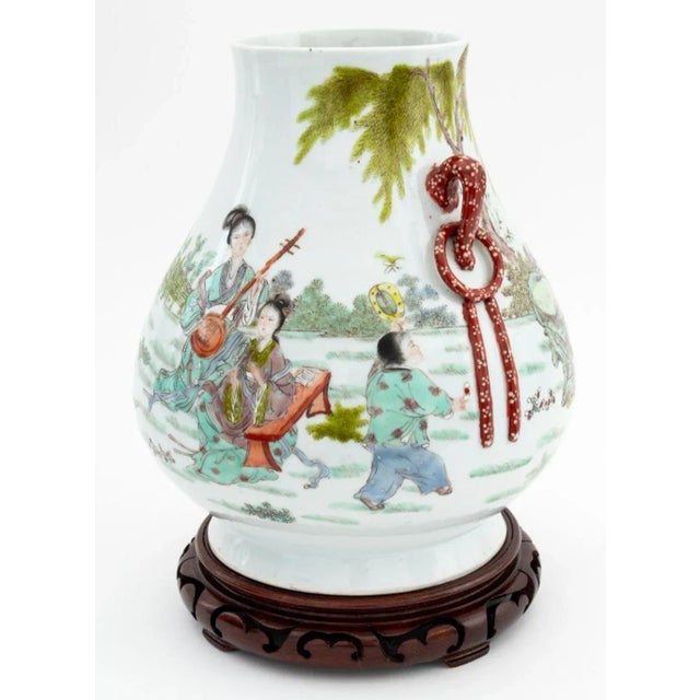 Chinese Famille Verte Porcelain Hu Vase For Sale - Image 4 of 7