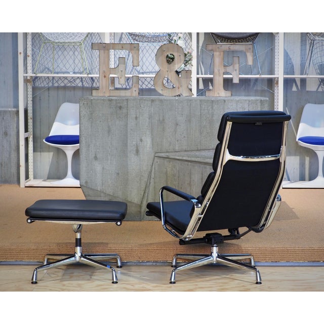 2000 - 2009 Set of Soft Pad Lounge Chair and Ottoman in Black by Charles & Ray Eames for Vitra, 2000s For Sale - Image 5 of 11
