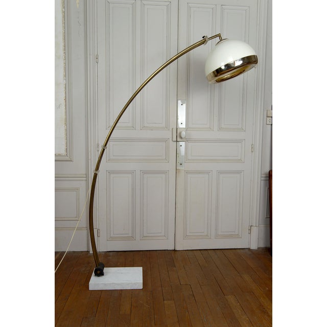 Adjustable Arc Floor Lamp in Marble, Brass and Acrylic Glass, Italy, 1970s For Sale - Image 4 of 18
