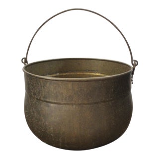 20th Century Rustic Handcrafted Copper Basin For Sale