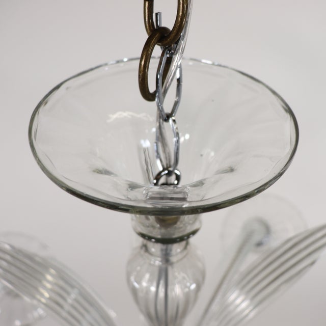 Transparent Mid-Century Five-Arm Ribbed and Scalloped Cristallo Murano Chandelier For Sale - Image 8 of 12