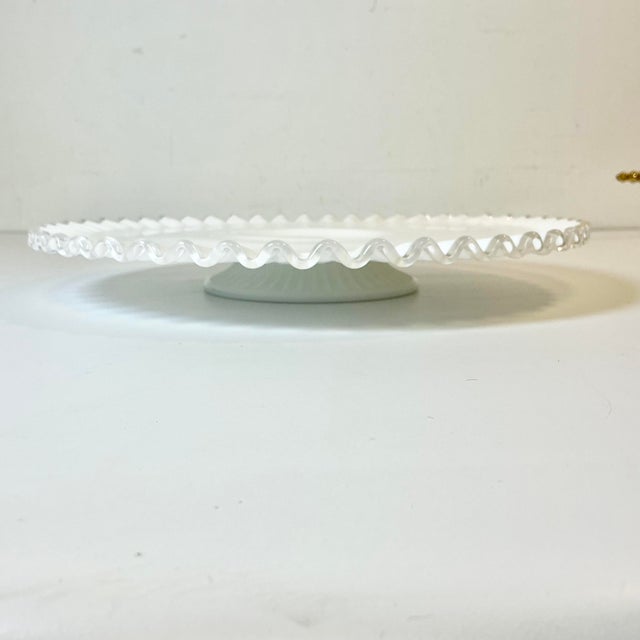 1950s 1950s Vintage Americana Farmhouse Boho Chic Fenton Silver Crest Milk Glass Ruffled Edge Low-Rise Cake Stand For Sale - Image 5 of 12