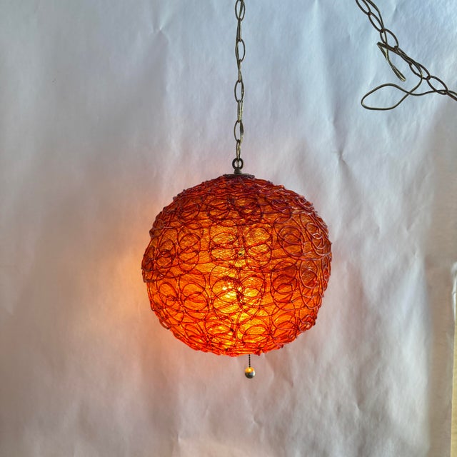 1960s Mod Lucite Spaghetti Spun Fiberglass Lamp For Sale In Columbia, SC - Image 6 of 6